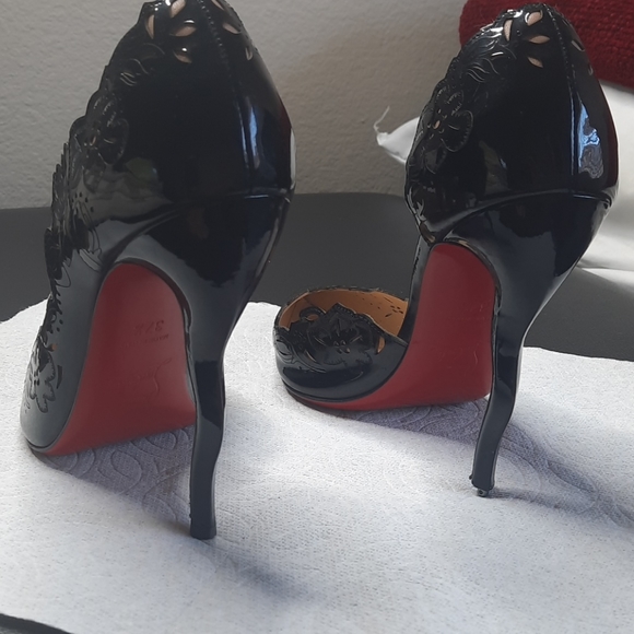 Authentic Christian Louboutin heels - Picture 5 of 6